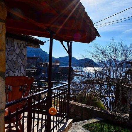 Lakeside Oasis Home Karuc Εξωτερικό φωτογραφία