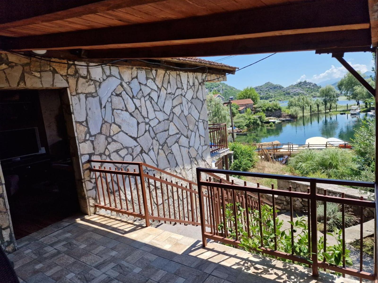Lakeside Oasis Home Karuc Εξωτερικό φωτογραφία